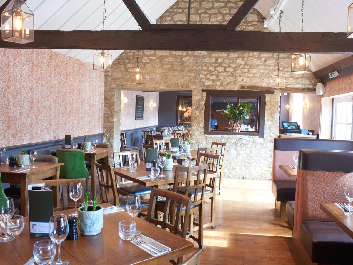 Bear And Ragged Staff Cumnor Exterior foto